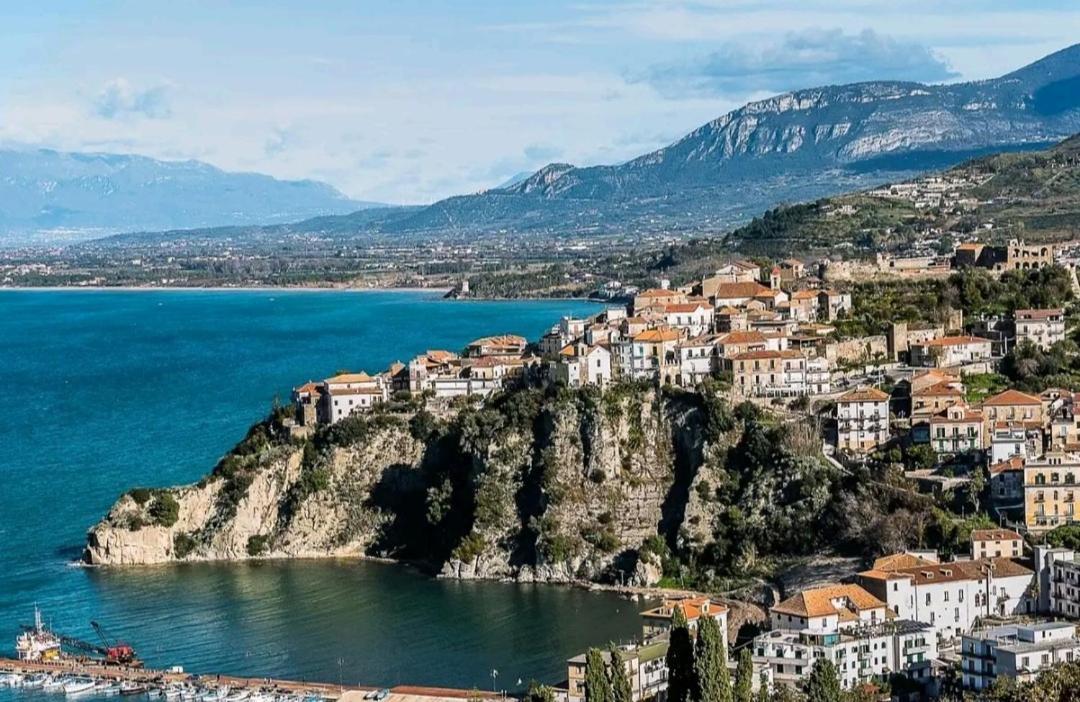 Panoramic Apartments In Villa In Center "The Beach And The Cliff" 1 Agropoli Exterior foto